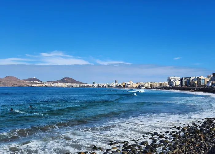 Happy Waves * Las Palmas de Gran Canaria