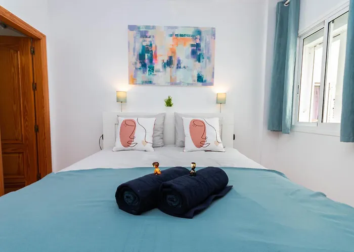 Happy Waves * לאס פאלמס דה גראן קנאריה